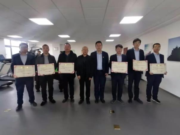 星空平台·（StarSky Sports）官方网站团委举办球类联谊比赛(图2)