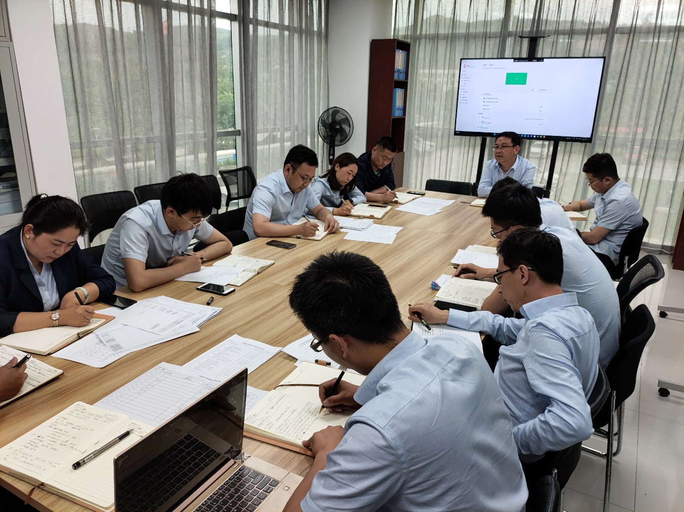 星空平台·（StarSky Sports）官方网站平煤机公司开展作风集中整顿月活动第二期工作总结(图1)